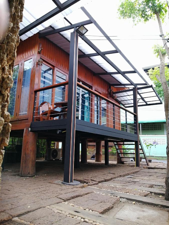Wood House Pattaya Hotel Ngoại thất bức ảnh