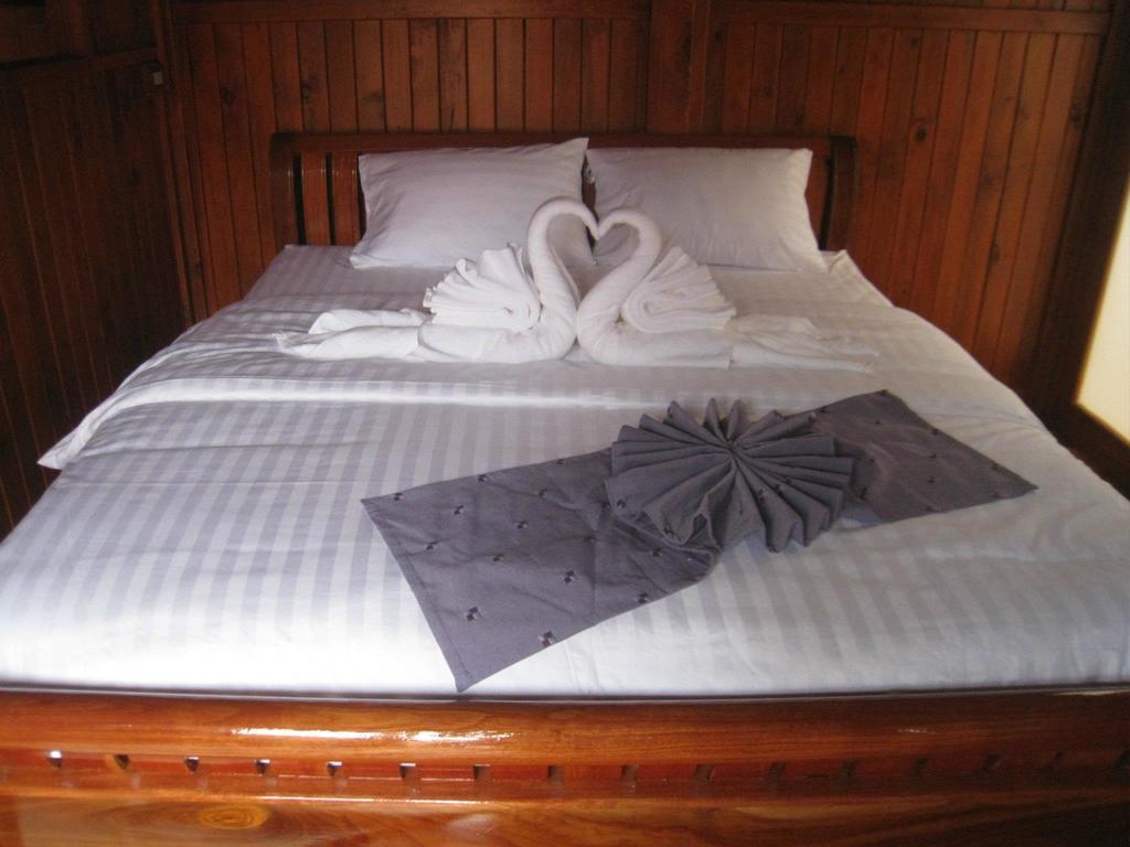 Wood House Pattaya Hotel Ngoại thất bức ảnh