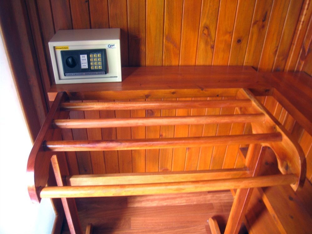 Wood House Pattaya Hotel Ngoại thất bức ảnh