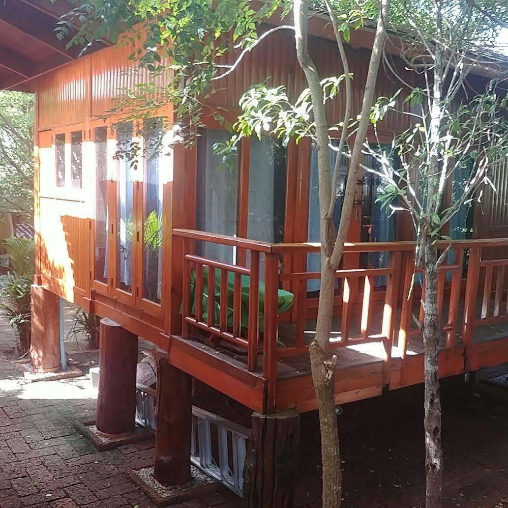 Wood House Pattaya Hotel Ngoại thất bức ảnh
