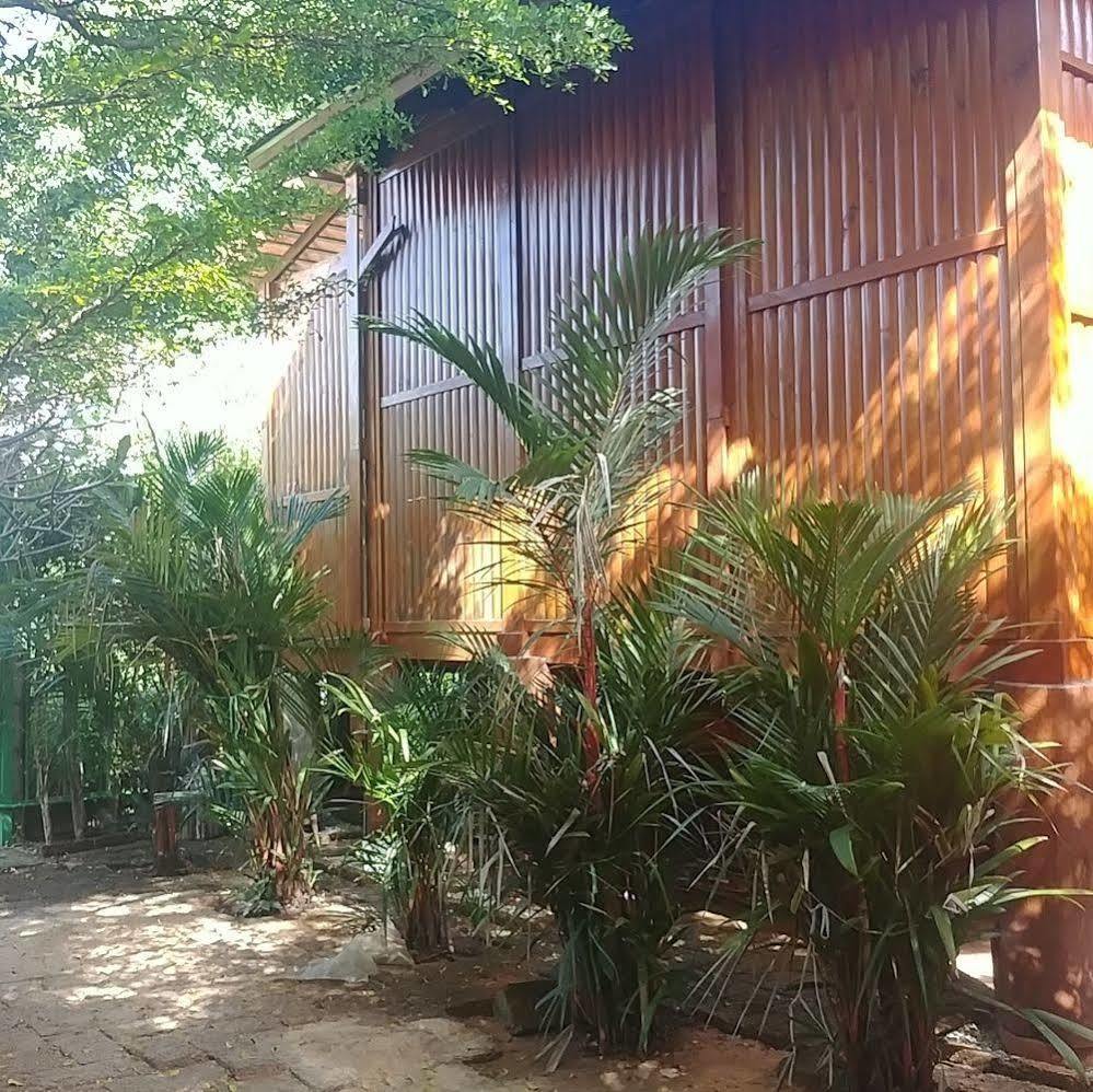 Wood House Pattaya Hotel Ngoại thất bức ảnh